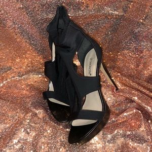 Shoedazzle Seeky Stiletto Zip Platform Sandal